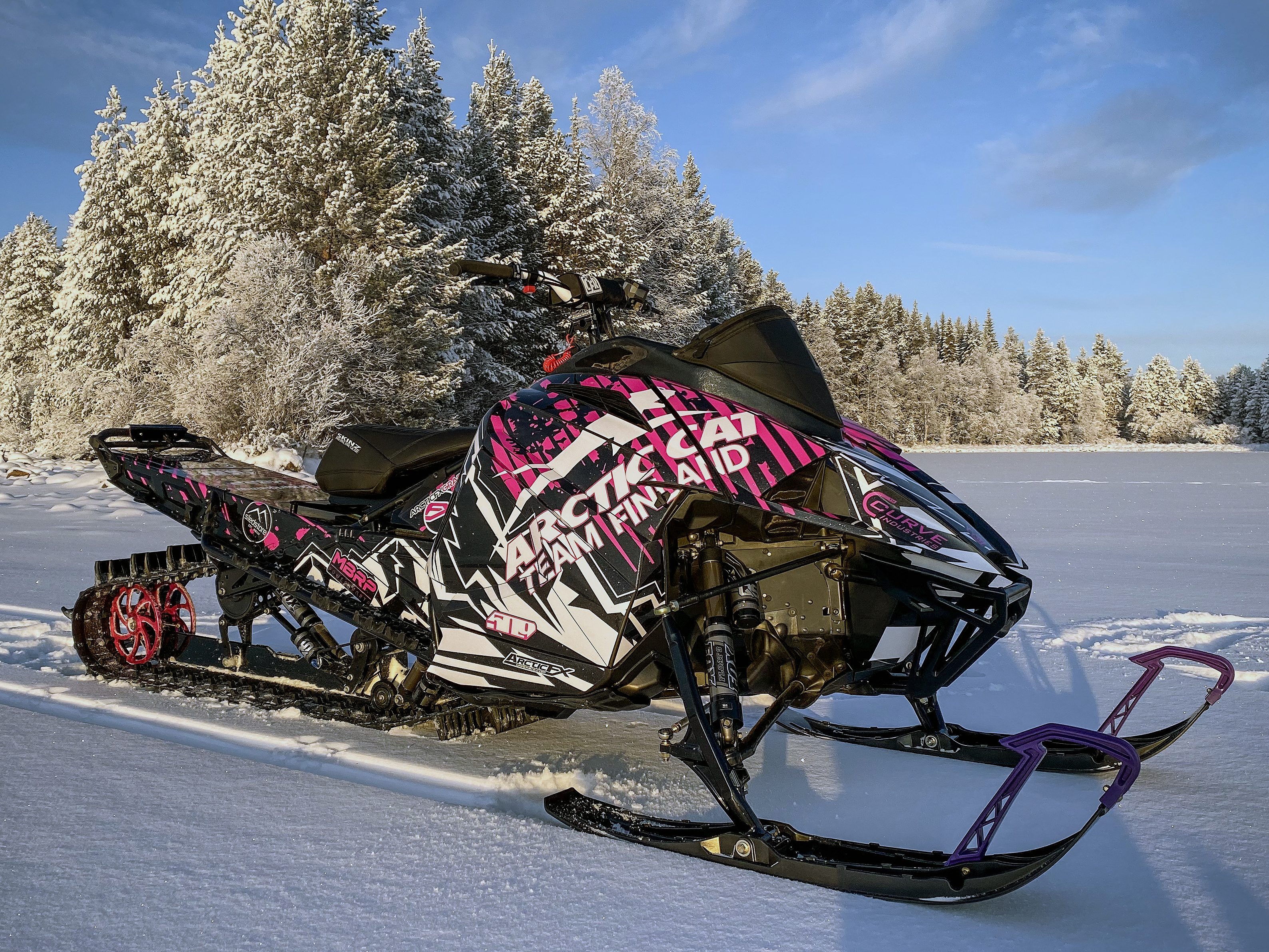 スノーキャット　ピンク Ascender